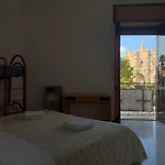 Ξενοδοχείο Apollo *