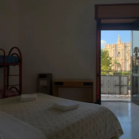 Hotel Apollo *
